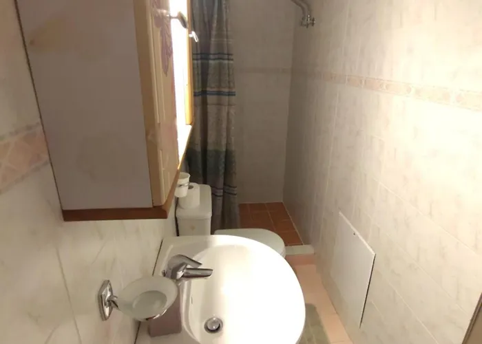 - Fully Equiped. Ideal For Couples Apartment