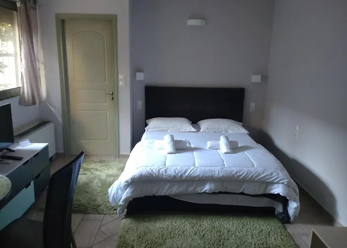 - Fully Equiped. Ideal For Couples *